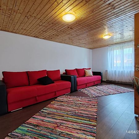 Casa Soveja Rucareni Guest House Ngoại thất bức ảnh